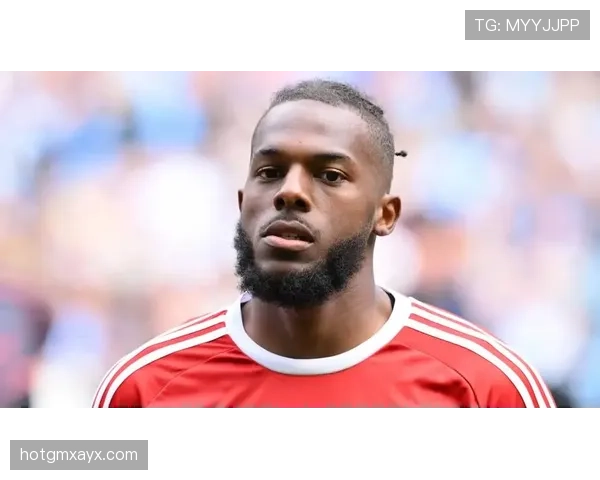 塔瓦雷斯重组管理层成效初显，球队新赛季展现稳健新气象